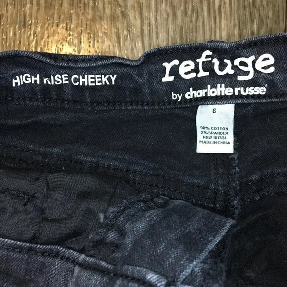 Refuge Black High Rise Cheeky Denim Distressed Shorts Size 6 - Picture 2 of 5